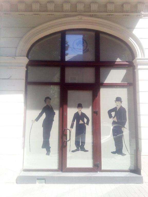 Chaplin Hotel Lviv Exterior photo